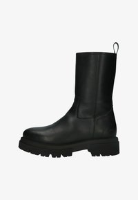 Полусапожки на платформе Полусапожки на платформе