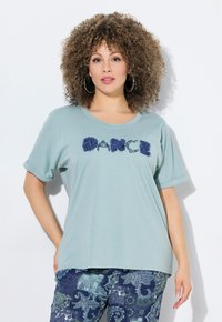 Футболка Футболка