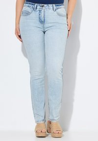 Джинсы Джинсы