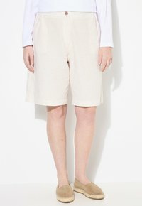 Шорты Шорты