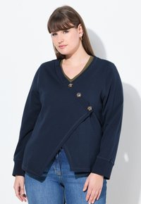 Толстовка Толстовка