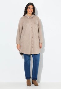 Пальто из искусственной кожи Пальто из искусственной кожи