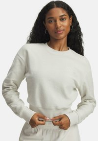 Спортивная толстовка Спортивная толстовка