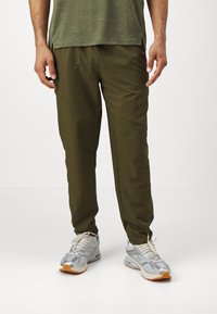 Спортивные штаны Спортивные штаны