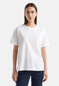 Футболка Футболка