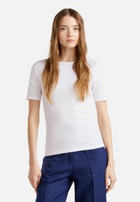 Футболка Футболка