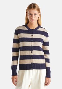 Кардиган Кардиган