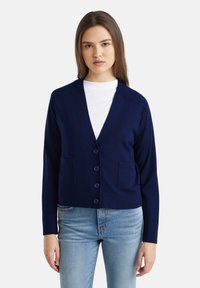 Кардиган Кардиган