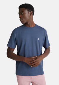 Футболка Футболка