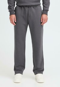 Спортивные штаны Спортивные штаны