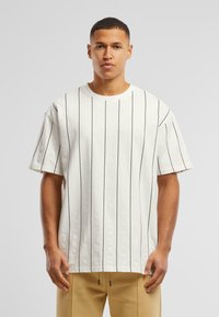 Футболка Футболка