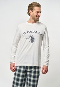 Лонгслив Лонгслив