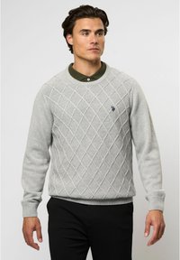 Пуловер Пуловер