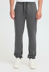 Спортивные штаны Спортивные штаны