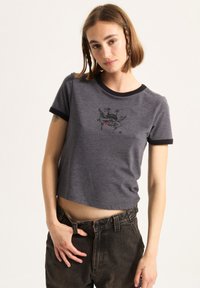 Футболка Футболка