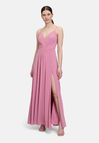 Платье Платье