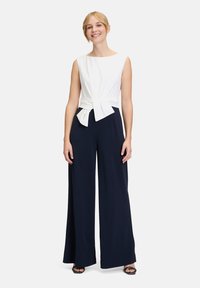 Комбинезон Комбинезон