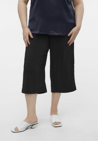 Шорты Шорты