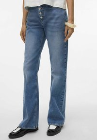 Широкие брюки Широкие брюки