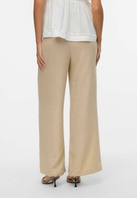 Широкие брюки Широкие брюки