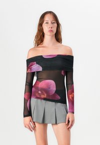 Лонгслив Лонгслив