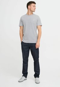 Футболка Футболка