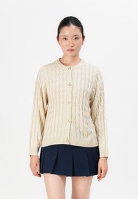 Вязаная кофта Вязаная кофта