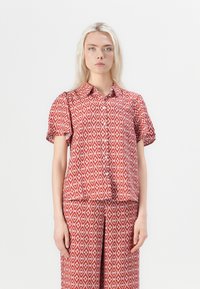 Блузка Блузка