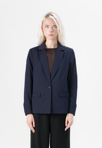 Блейзер Блейзер