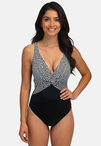 Слитный купальник Слитный купальник