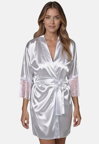 Халат Халат