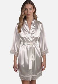 Халат Халат