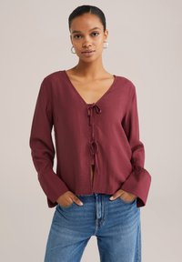 Блузка Блузка