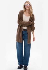 Длинный кардиган Длинный кардиган