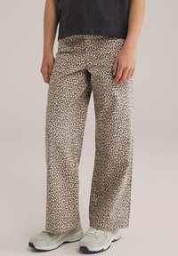 Джинсы Джинсы