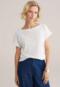 Футболка Футболка