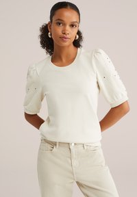 Футболка Футболка