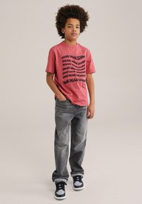 Футболка Футболка