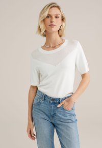 Футболка Футболка