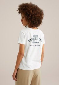 Футболка Футболка