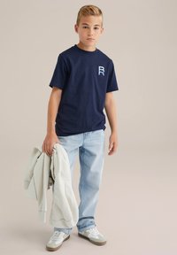 Футболка Футболка