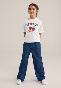 Футболка Футболка