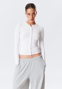 Жилет Жилет