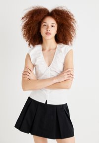 Блузка Блузка