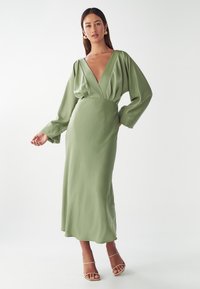 Платье Платье