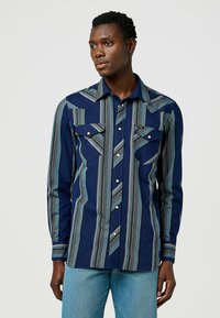 Рубашка Рубашка