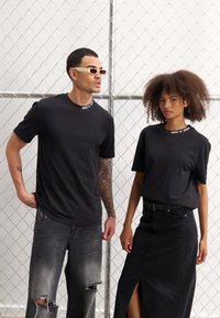 Майка Майка