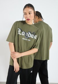 Футболка Футболка