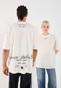 Футболка Футболка