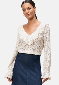 Блузка Блузка